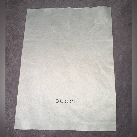 Gucci case - Picture 5 of 6
